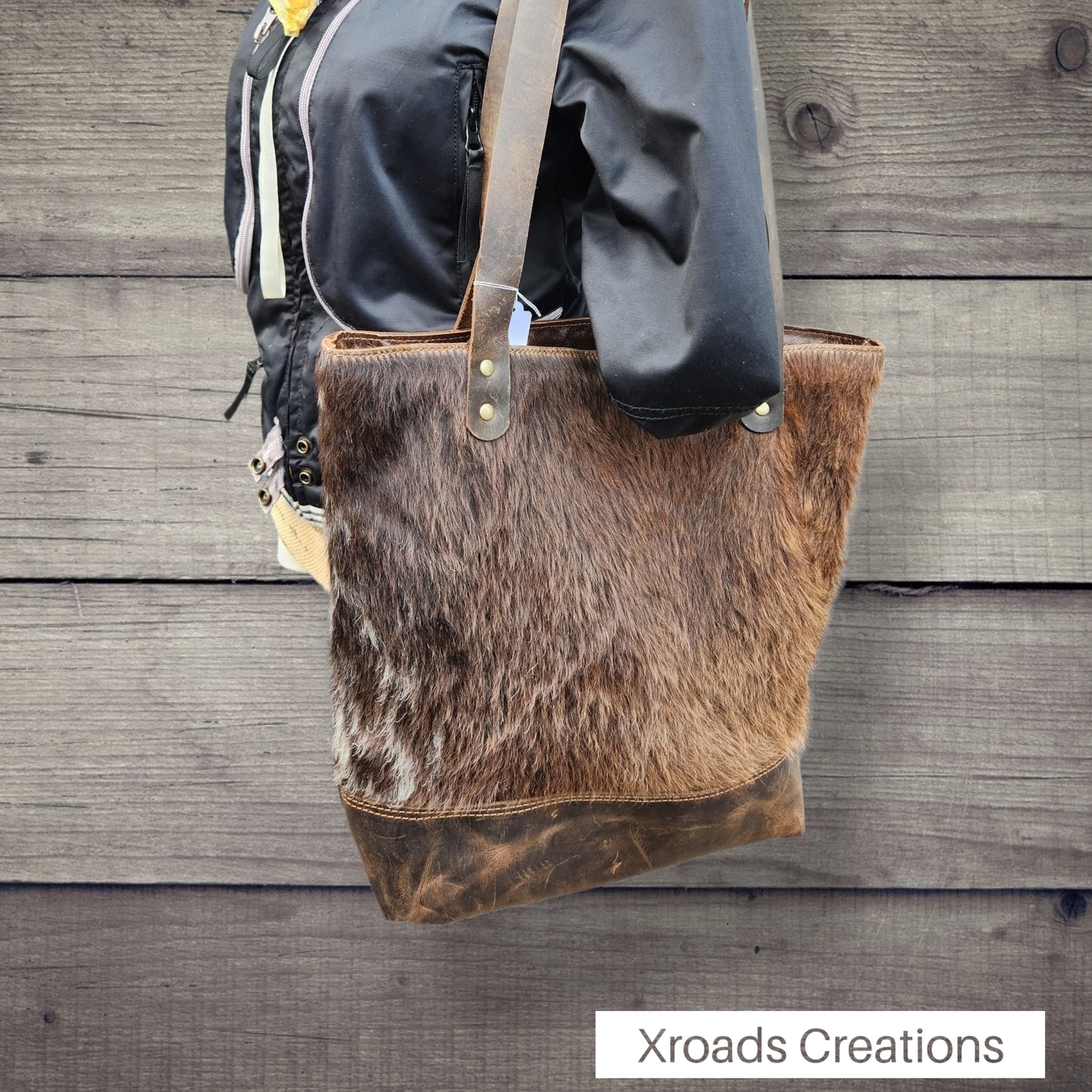 Basic+ Tote - Brown w Longhorn Pocket