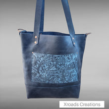  Basic Tote - Navy with Embossed outer pocket